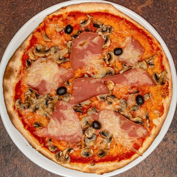 photo of Ô Petits Pâtons Pizzeria Principessa shared by @danidorantes on  03 Oct 2024 - review