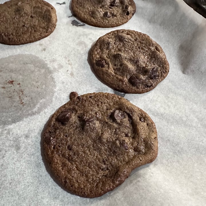 photo of President's Choice Cookie Dough Rounds shared by @nowmakeitvegan on  14 Jul 2024 - review