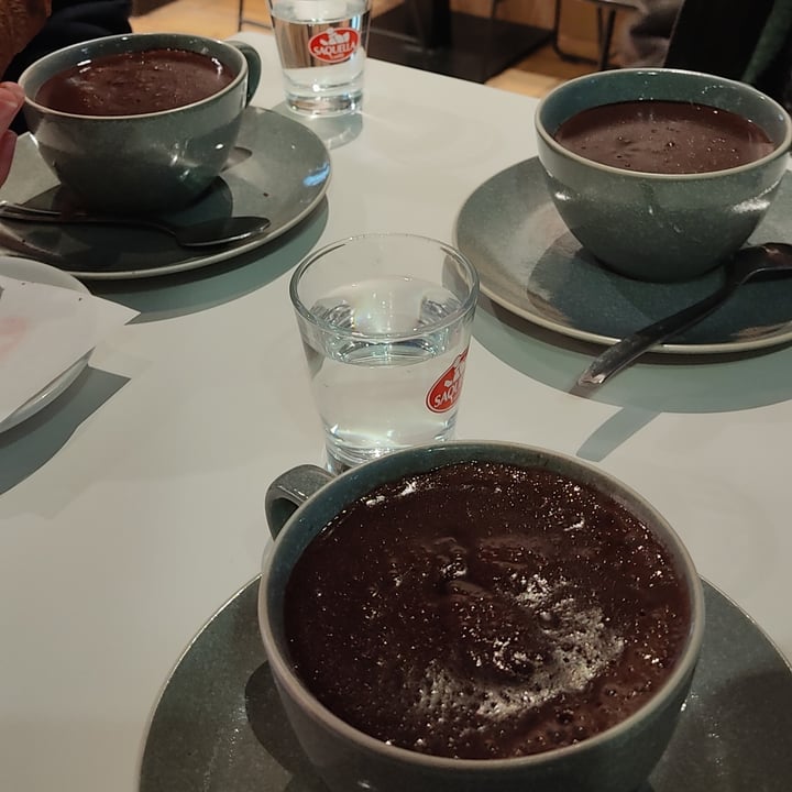 photo of Mercato del Pane | Pescara Centro cioccolata calda con latte di avena shared by @erisdelarge on  04 Jan 2024 - review