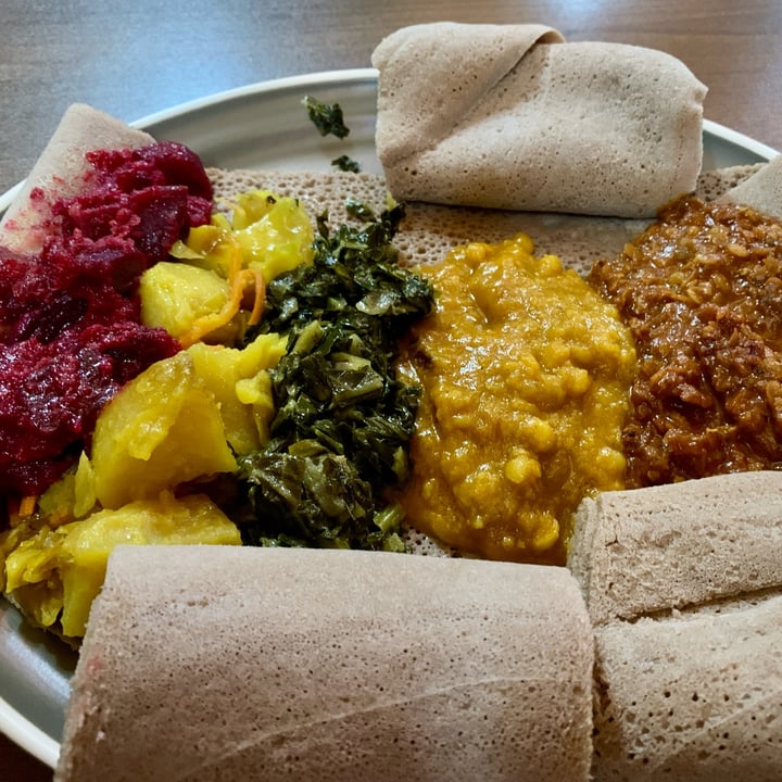 photo of Nanyea Restaurant and Coffee House Veggie Combo shared by @toddsebastian on  07 Dec 2024 - review