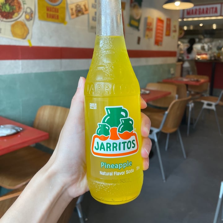 photo of Jarritos pineapple soda shared by @keifeewowo on  09 Apr 2024 - review