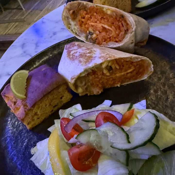 photo of La Cueva De La Llorona “The Lost Children” Burrito shared by @meganthevegetable on  13 Aug 2025 - review