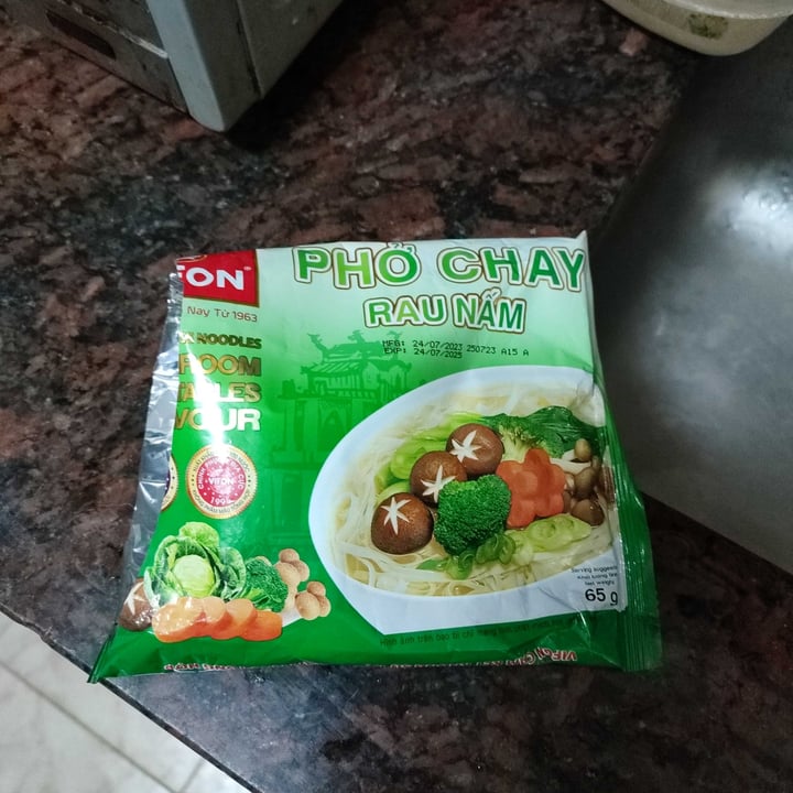 photo of Vifon Vietnamese "Pho" Instant Rice Noodles Vegetarian shared by @erimars on  21 May 2025 - review