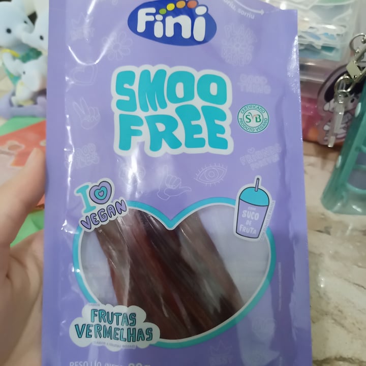 photo of Fini Smoo Free Frutas Vermelhas shared by @chuusavethebees on  27 Sep 2023 - review