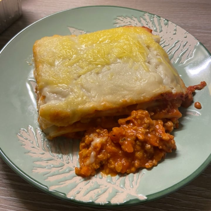 photo of Lidl lasagna vegana shared by @brandonthefruit on  25 Mar 2025 - review