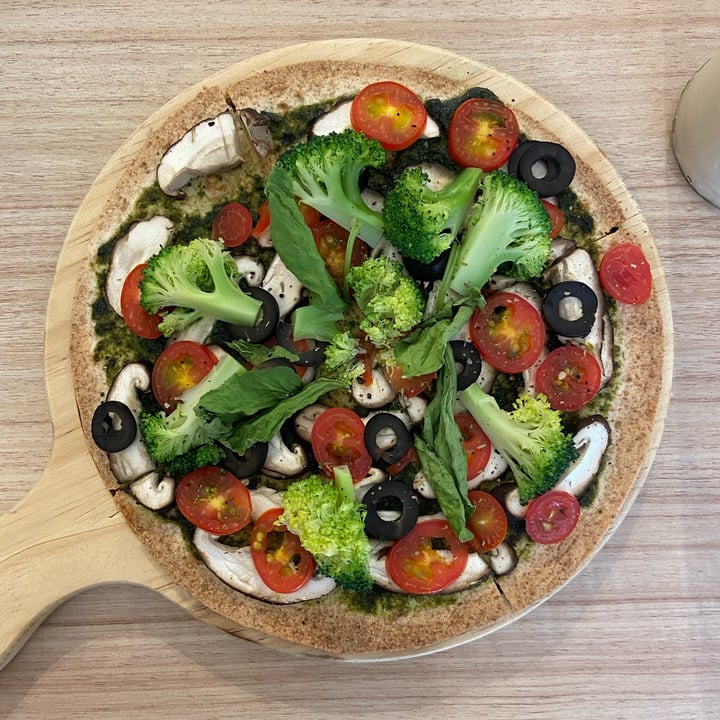 photo of The Leaf Healthy House Café Basil Pizza shared by @ypsssss on  12 May 2024 - review