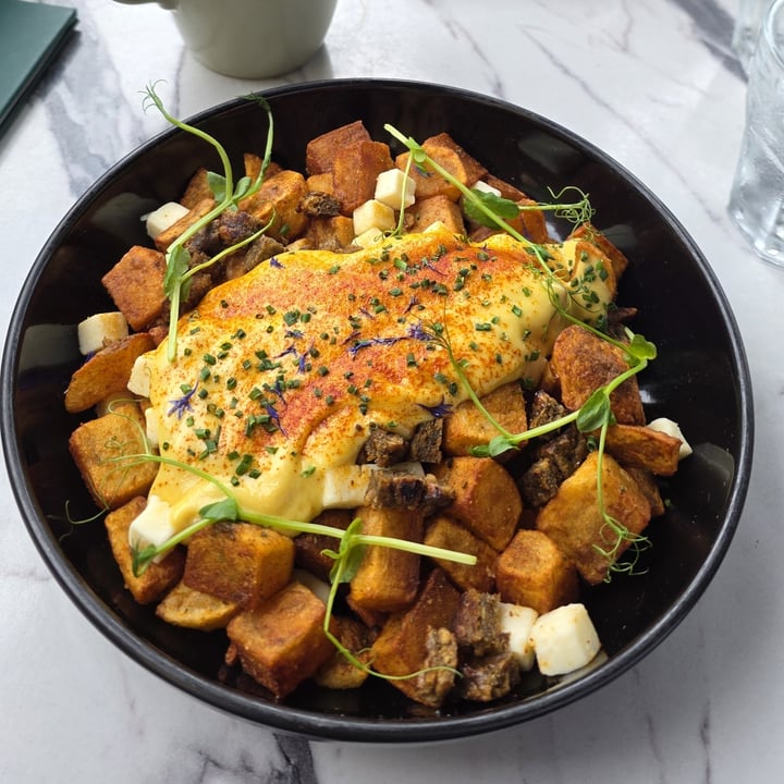 photo of Astoria Bistro Botanique Breakfast Poutine shared by @nowgivememybones on  16 Sep 2025 - review