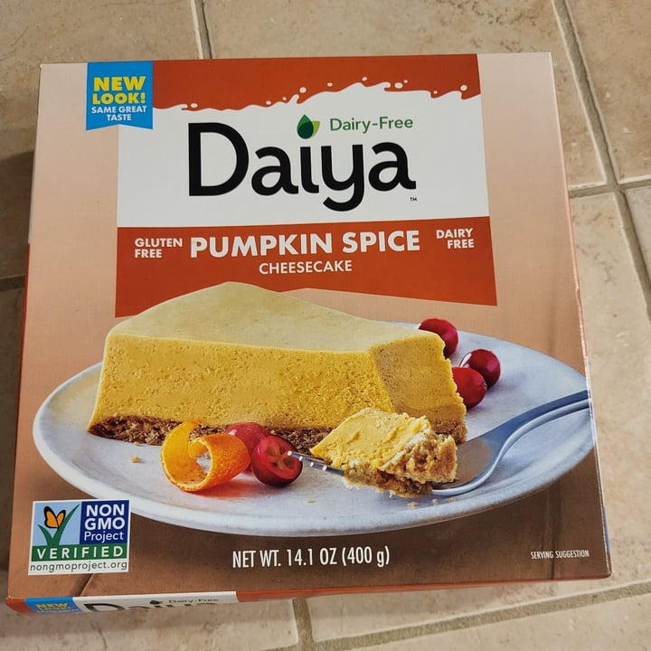 photo of Daiya Pumpkin Spice Cheezecake shared by @socalvegan on  25 Sep 2025 - review