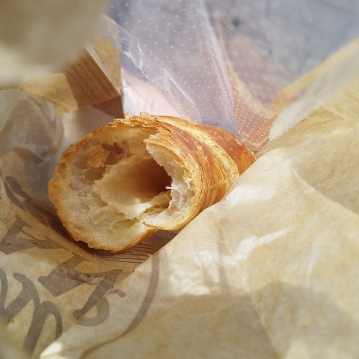 photo of Lidl cornetto vuoto vegano shared by @martinadvc on  27 Aug 2023 - review
