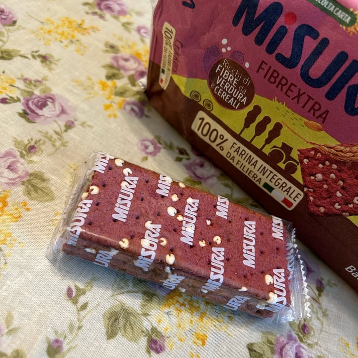 photo of Misura Cracker Integrali Con Barbabietola E Carota Nera shared by @akob98 on  30 Oct 2023 - review