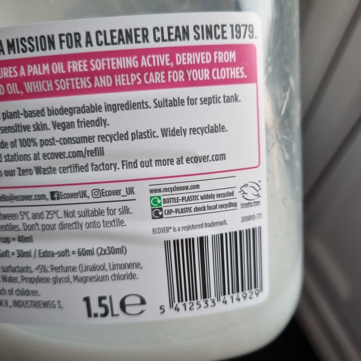 photo of Ecover Ecover Sensitive Fabric Softener Apple & Almond shared by @martieffe90 on  06 Sep 2024 - review