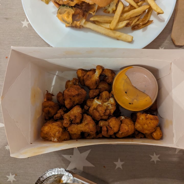 photo of Vrutal Crispy Cauliflower Wings shared by @katchan on  08 Nov 2023 - review
