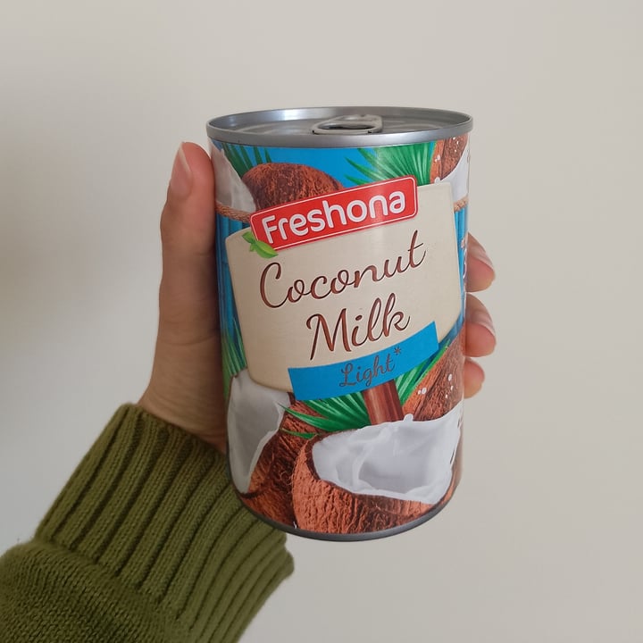 photo of Freshona Coconut milk light shared by @passifloraincarnata on  10 Mar 2025 - review