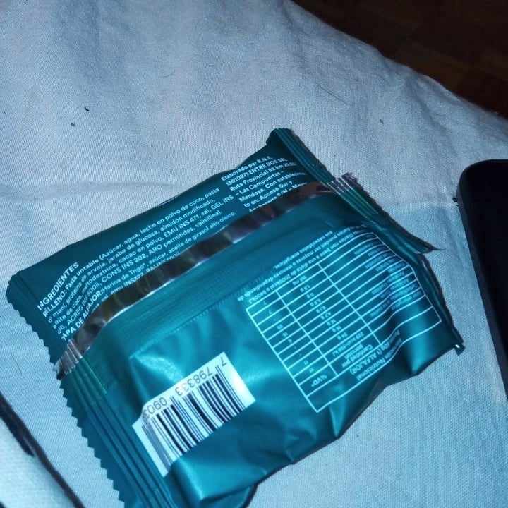 photo of Muecas Alfajor de ddl de coco y pasta de mani shared by @mamutgordo on  19 Dec 2023 - review