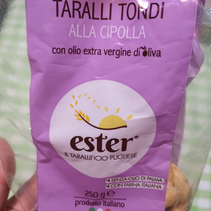 photo of Ester Tarallificio Pugliese Taralli tondi alla cipolla shared by @sofia94 on  04 Sep 2023 - review
