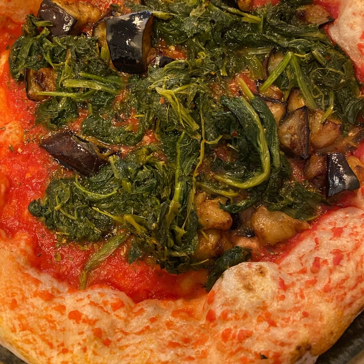 photo of Fratelli Panza pizza melanzane fritte e friarielli shared by @isabelgracel on  19 Feb 2024 - review