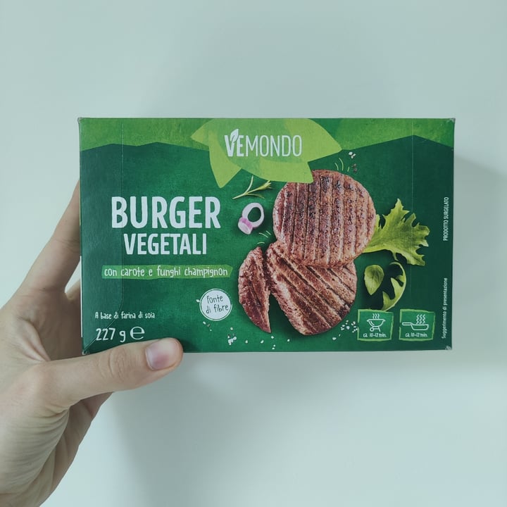 photo of Vemondo Burger vegetali con carote e funghi champignon shared by @ardemia on  09 Jun 2024 - review