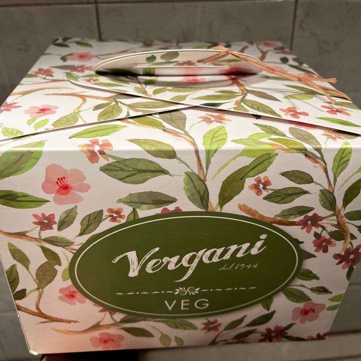 photo of Vergani il dolce di natale 100% vegetale shared by @aldoveg on  26 Nov 2023 - review