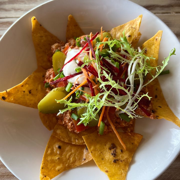 photo of Hai Bar And Grill Vegan Nachos shared by @ethicurean on  07 Jul 2024 - review
