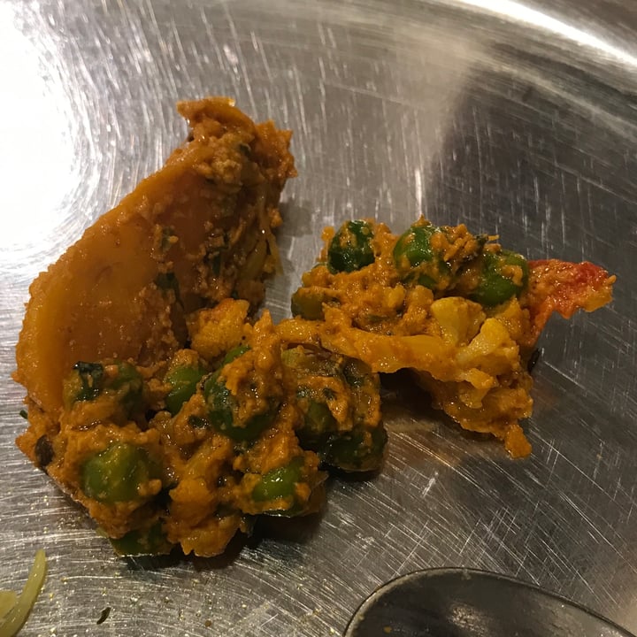 photo of Govinda's Restaurant Gobhi Matar Aloo Sabzi shared by @ziggyradiobear on  23 Sep 2023 - review