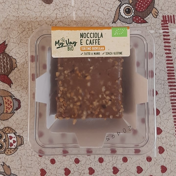 photo of MyVay tortino bio vegan nocciola e caffe’ shared by @asioflammeus on  20 Mar 2025 - review