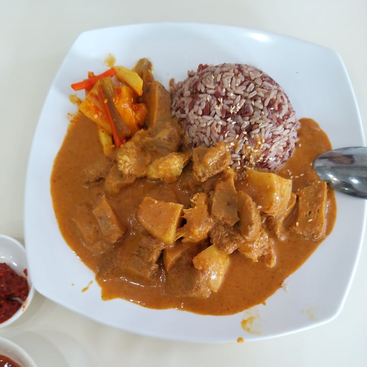 photo of Sunnychoice Rendang Lion's Mane Mushoom Rice shared by @darkchocoholic on  02 Sep 2025 - review