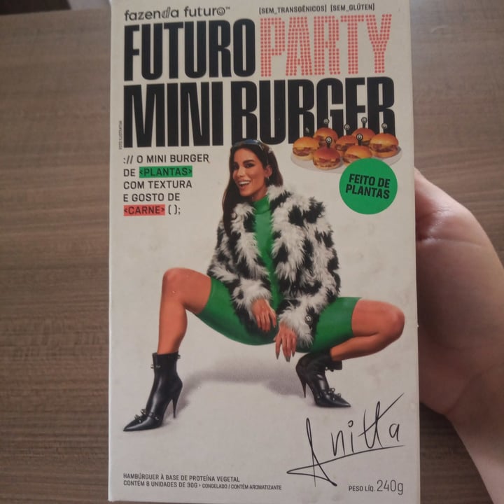 photo of Fazenda Futuro - Future Farm Futuro Party Mini Burger shared by @anaveggan on  10 Oct 2023 - review