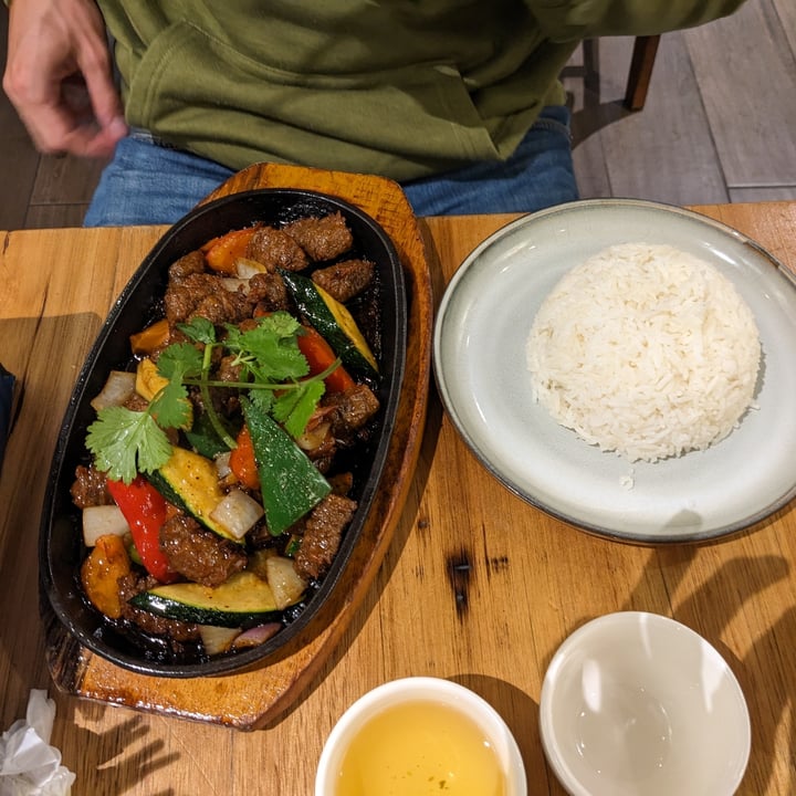photo of Huong Viet Vegetarian & Vegan Sizzling Beef shared by @jandrews on  14 Oct 2023 - review