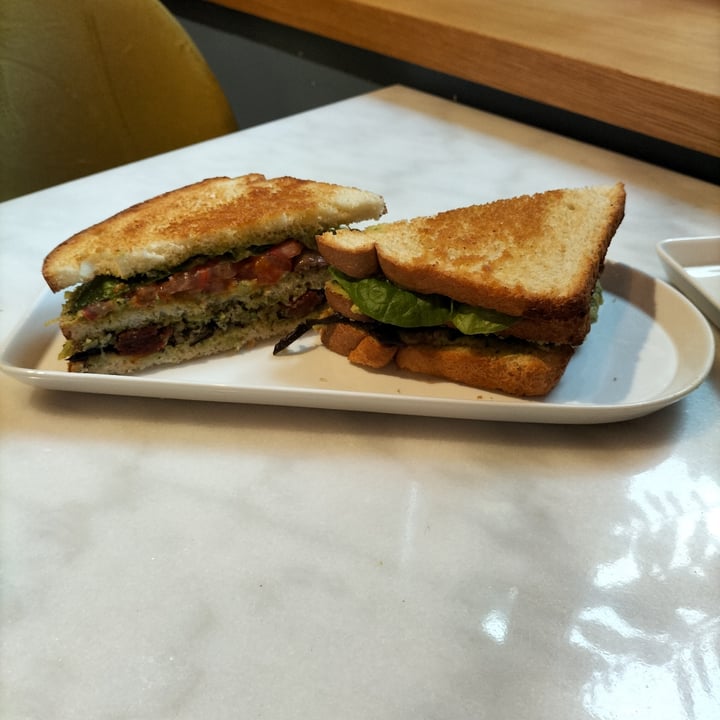 photo of Pasticceria Nepà club sandwich shared by @zago on  16 Feb 2024 - review