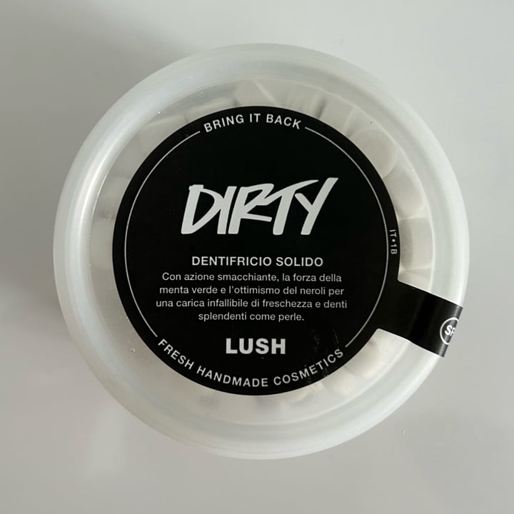 photo of Lush dirty dentífrico sólido shared by @annaberger on  09 May 2024 - review