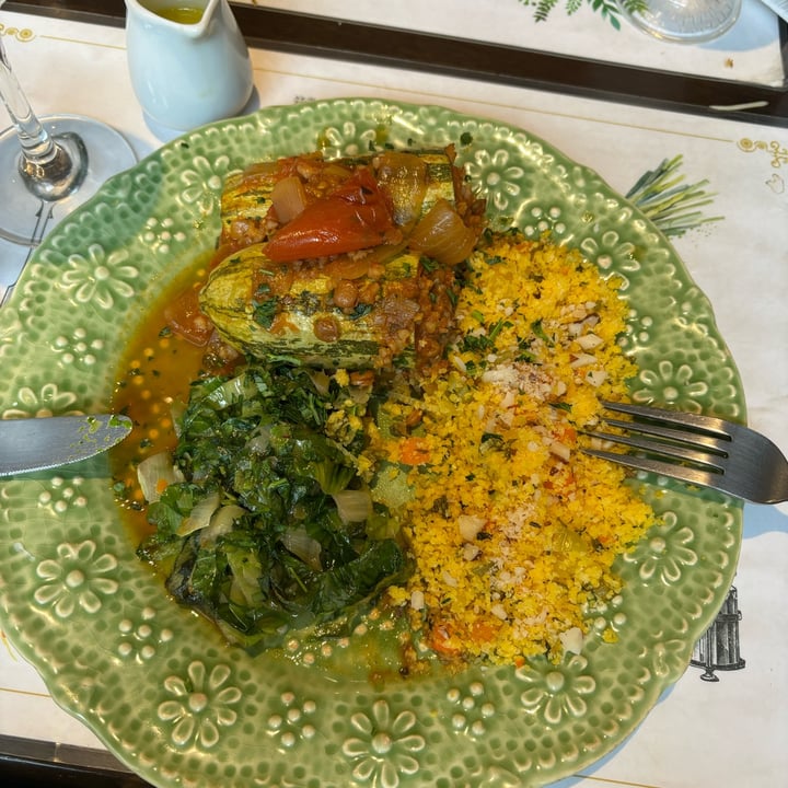 photo of Ambrósio Café & Cozinha Afetiva cuscuz com legumes e abobrinha shared by @malulemos on  19 Oct 2024 - review