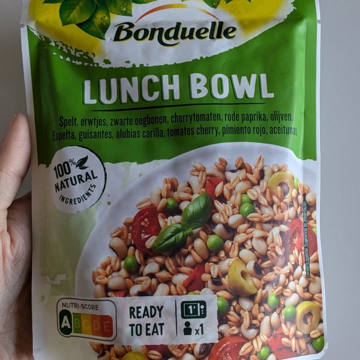 photo of Bonduelle lunch bowl spelt, erwtjes, zwarte oogbonen, cherry tomaten, rode paprika, olijven shared by @maganavarro on  03 Sep 2024 - review