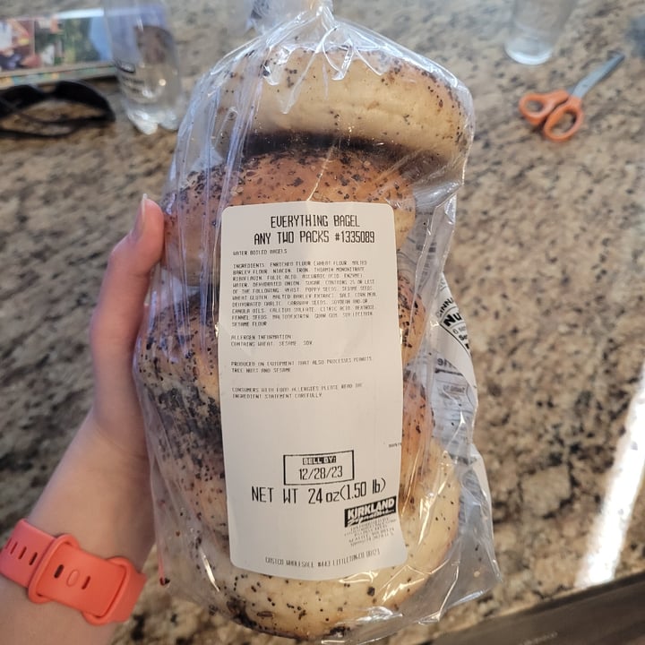 photo of Kirkland Everything Bagels shared by @yourfriendjen on  15 Aug 2025 - review
