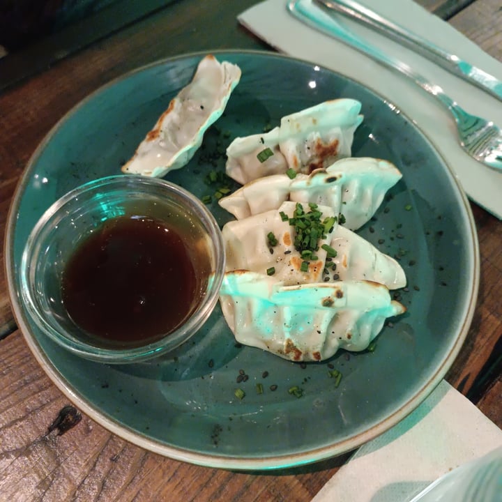 photo of Amarre 69 Gyozas shared by @rubenus on  09 Mar 2024 - review
