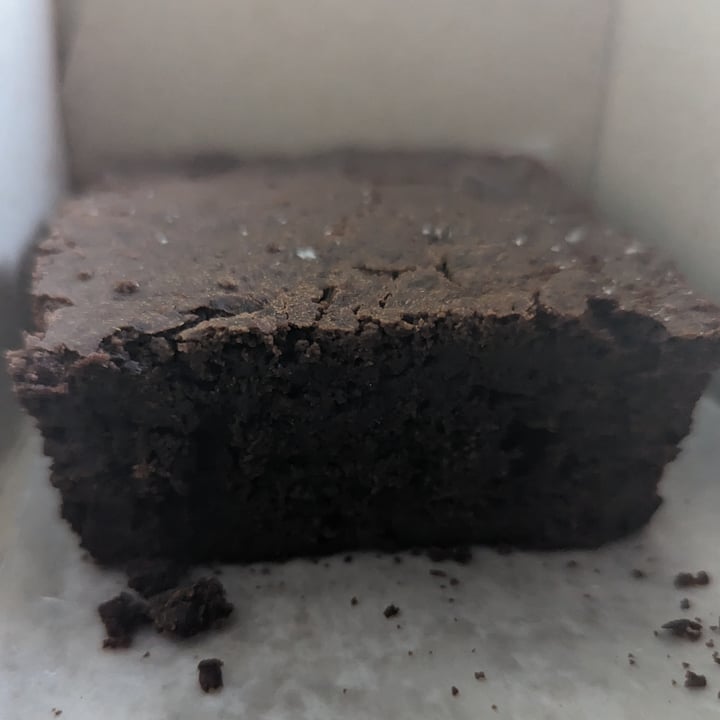 photo of bloomer's Mississauga Fudgy Brownies (GF) shared by @shaynak112 on  15 Mar 2024 - review