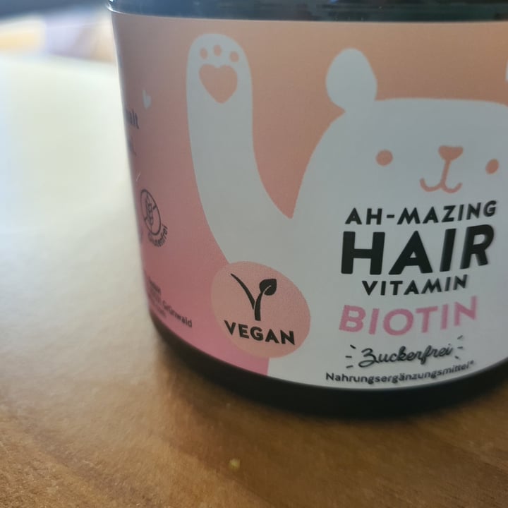 photo of Bears with Benefits Ah-Mazing Hair Vitamins Biotin - Sugar free shared by @chiaraar on  16 May 2024 - review