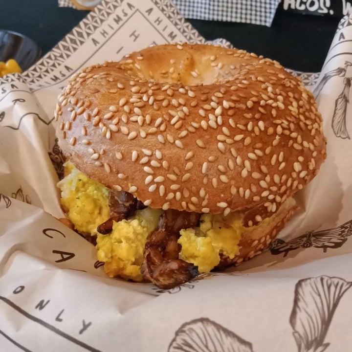 photo of ahimsa cafe Vegan Egg Bacon And Cheese Bagel shared by @yunming on  09 Apr 2024 - review