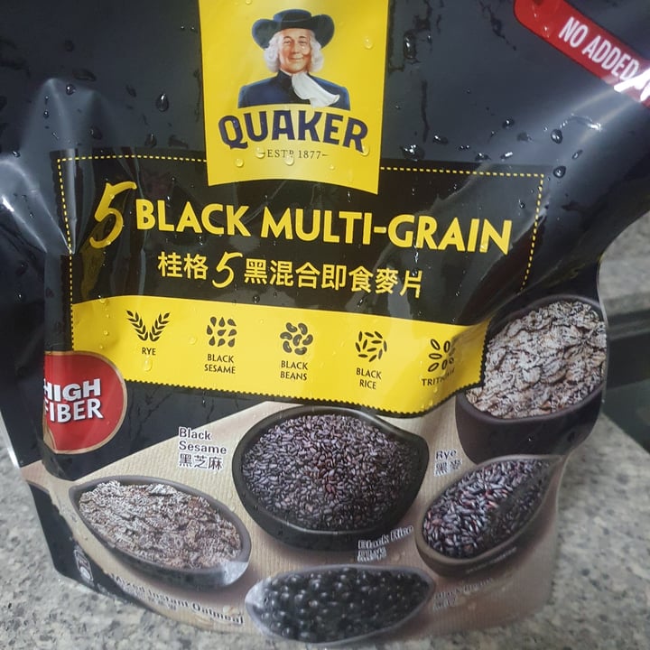 photo of Quaker 5 black multi grain shared by @mushroomtarian on  14 Jan 2024 - review