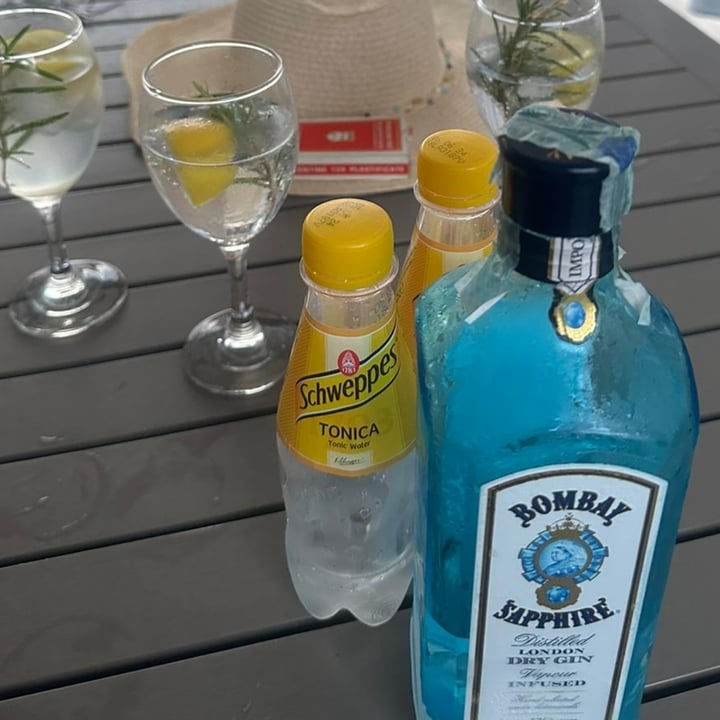 photo of Bombay Sapphire Dry Gin shared by @eletubi on  12 Sep 2023 - review