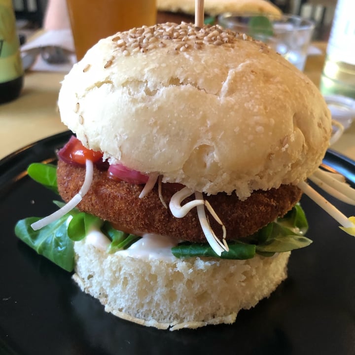 photo of Organic Lovers Torino Crispy Burger shared by @aaaagaaataaaa on  29 Jun 2024 - review