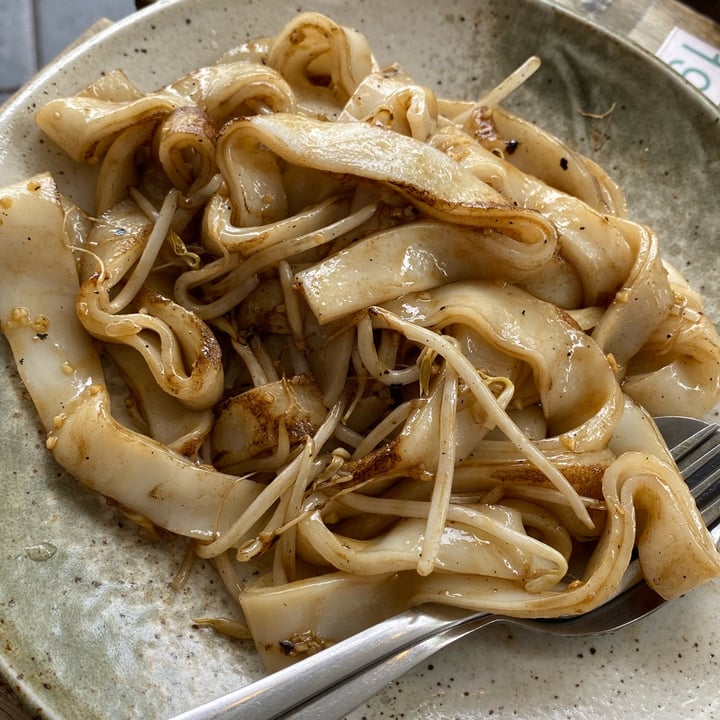 photo of Golden Lotus Vegan Rice Noodle On Side shared by @blacklilyleaf on  28 Dec 2023 - review
