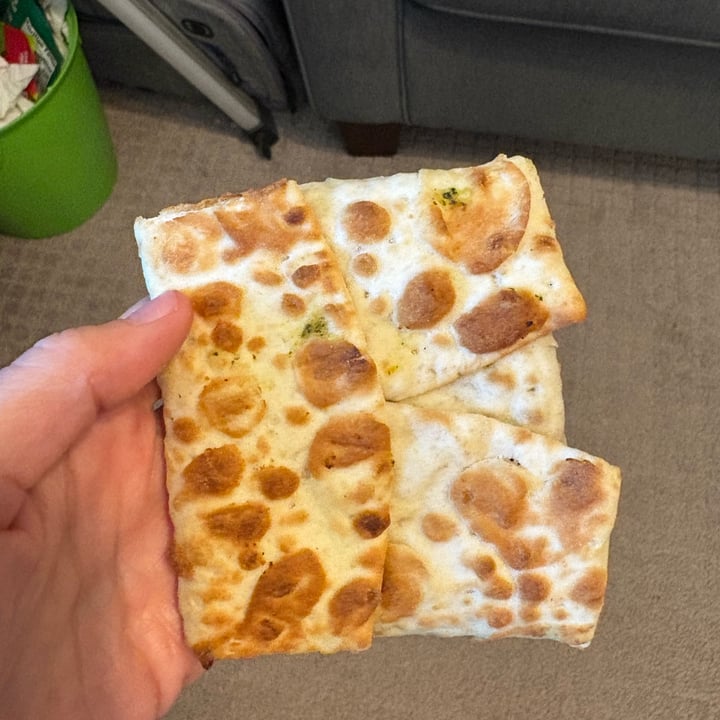 photo of Starbucks Spicy Falafel Pocket shared by @ashtothexo on  03 Feb 2025 - review