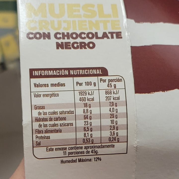 photo of BM Muesli Crujiente Con Chocolate Negro shared by @fivefeetvegan on  16 Mar 2025 - review
