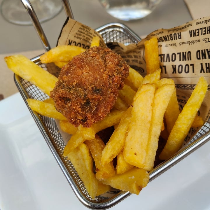 photo of Restaurante Tapería 8º Arte Croquetas vegetales shared by @javisanx on  22 Sep 2025 - review