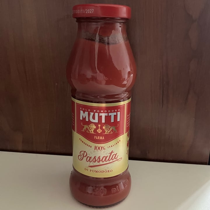 photo of Mutti Passata di pomodoro shared by @giulz on  09 Feb 2025 - review
