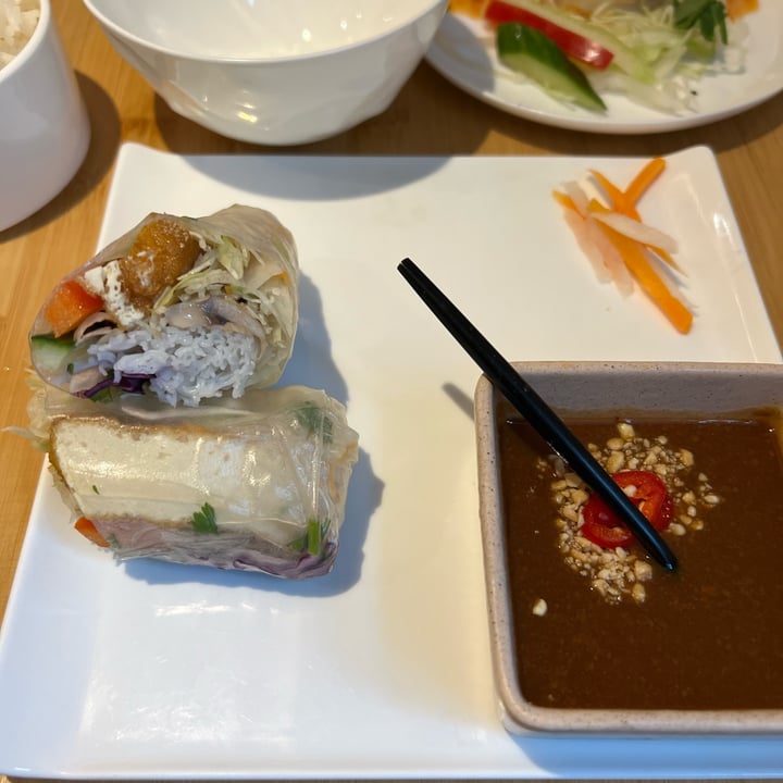 photo of HIAN - Vietnamese Eatery and Drinks Buddha in Roll shared by @jadinecmay on  25 Aug 2024 - review