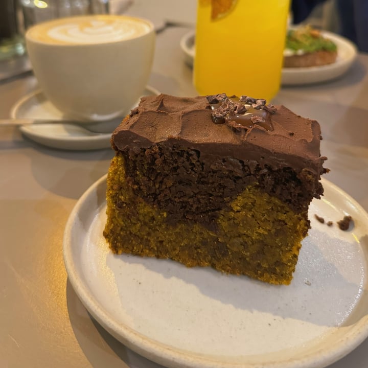 photo of Vedra Cafe budin de zapallo cabutia y chocolate shared by @inespressable on  14 Apr 2024 - review