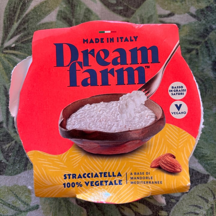 photo of Dream Farm Plant Based Alternative to Stracciatella di Burrata shared by @clarodeluna on  14 Aug 2025 - review