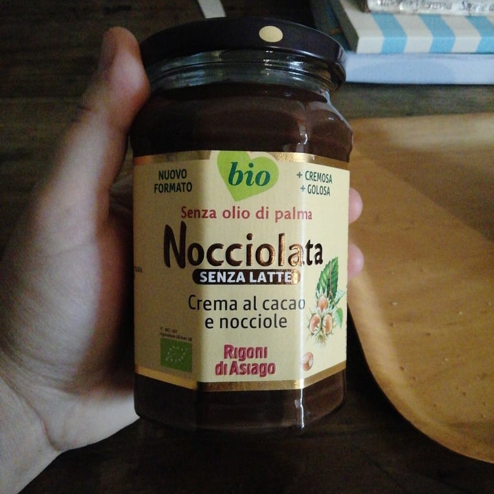 photo of Rigoni di Asiago Nocciolata - crema al cacao e nocciole senza latte shared by @gemmagioia on  11 Jan 2024 - review