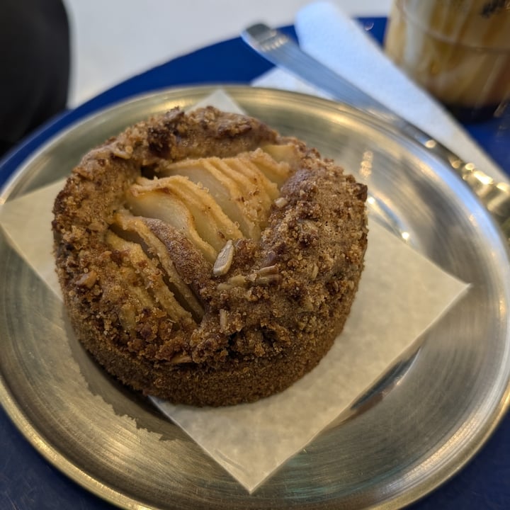 photo of BelCreme Plant Based Torta invertida de manzanas shared by @cardolina on  18 Aug 2024 - review